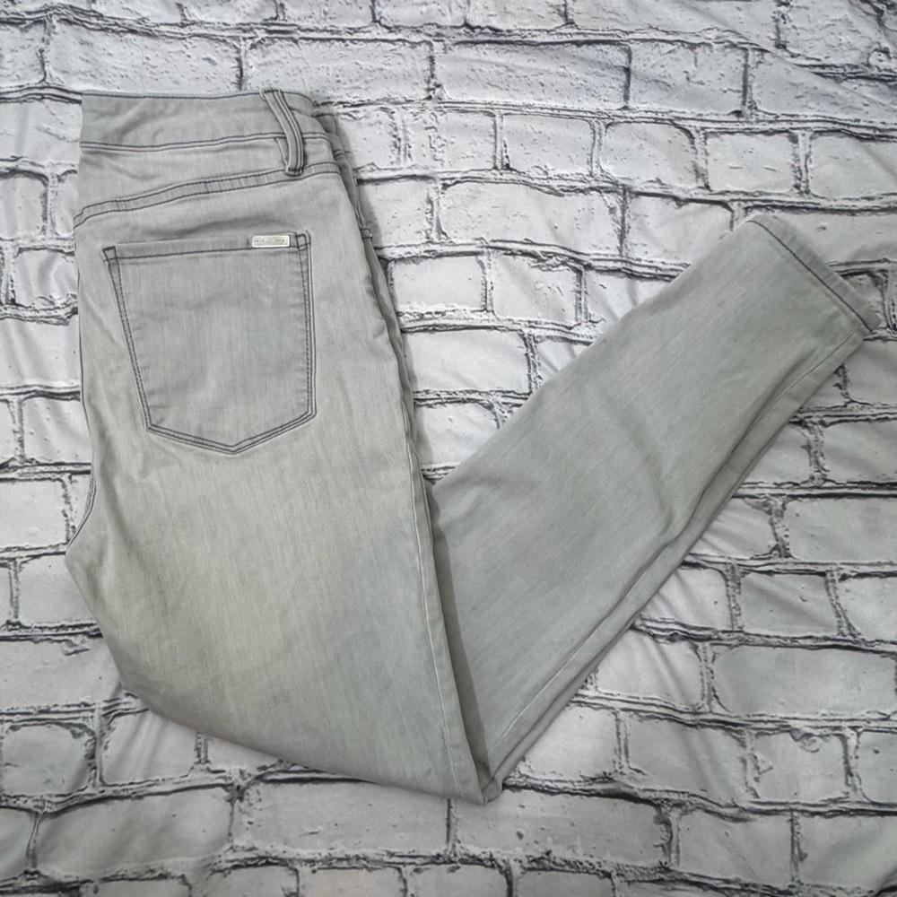 White House Black Market Gray washed Skinny Jeans